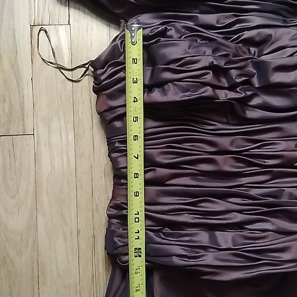 JS COLLECTIONS LONG BROWN SATIN FORMAL DRESS SIZE 10 - Picture 15 of 16